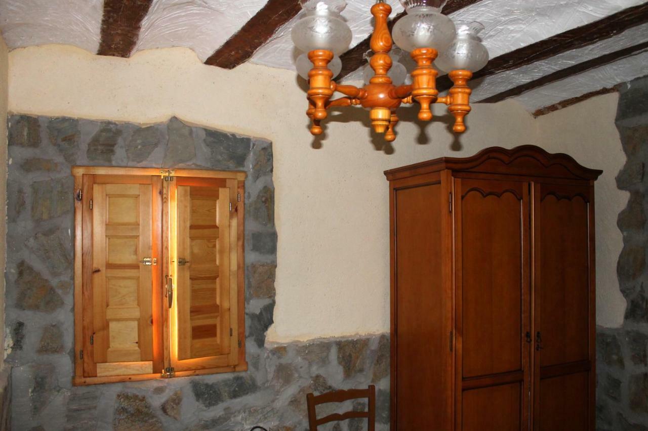 Casa Rural Con Jacuzzi Paraiso Del Jucar Alcala del Jucar Exteriör bild
