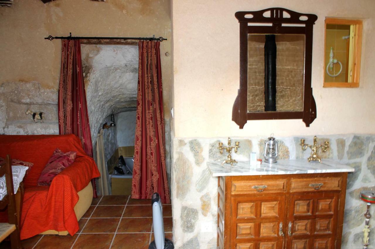Casa Rural Con Jacuzzi Paraiso Del Jucar Alcala del Jucar Exteriör bild